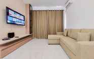 Ruang Umum 6 Spacious and Homey 3BR Sky House BSD Apartment By Travelio