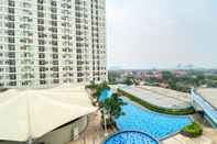 Kolam Renang Homey and Minimalist 1BR Cinere Bellevue Suites Apartment By Travelio