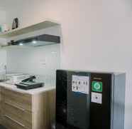 Common Space 4 Comfy and Well Furnished Studio Collins Boulevard Apartment By Travelio