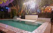 Swimming Pool 5 Villa Ten  - Tram Apedia 6 Kamar, Billiar, Karaoke