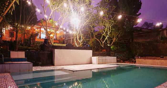 Swimming Pool Villa Ten  - Tram Apedia 6 Kamar, Billiar, Karaoke