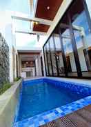 SWIMMING_POOL Midtown Villa Jogja