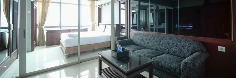 Lobby Homey 1BR at Aryaduta Residence Apartment Surabaya By Travelio