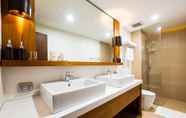 In-room Bathroom 3 Huni Sicogon