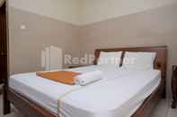 Bedroom Wisma Garuda Syariah Condongcatur Mitra RedDoorz