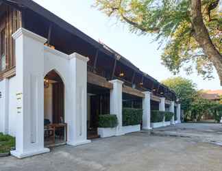 Exterior 2 Jambolan Simply Stay