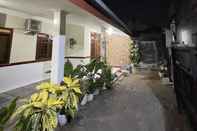 Luar Bangunan Homestay Nawasena