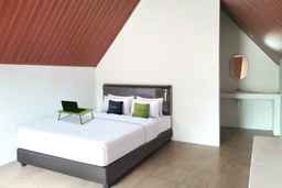 Urbanview Hotel Nerine's Glamping Village Cipanas by RedDoorz, USD 27.92