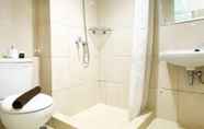 In-room Bathroom 7 Studio Apartment Springlake Summarecon Bekasi near Shopping Mall By Travelio