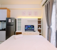 Bedroom 4 Homey and Good Studio at Transpark Cibubur Apartment By Travelio