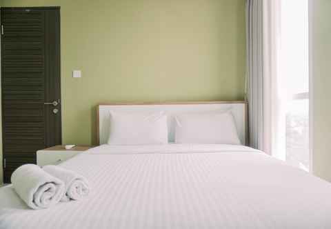 Bilik Tidur Modern and Best Deal 2BR Amazana Serpong Apartment By Travelio