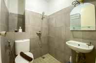 In-room Bathroom Best Deal and Tidy 2BR Apartment Tamansari Panoramic By Travelio