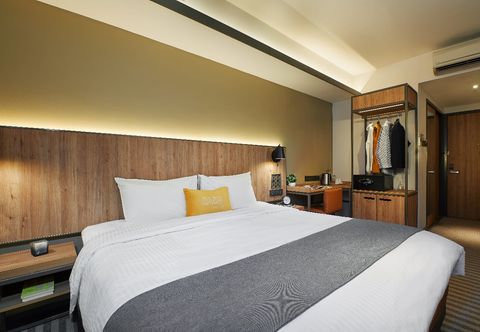 Bedroom Dash Living Rochor