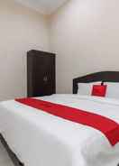 BEDROOM RedDoorz @ Ralica Grand Palladium Medan