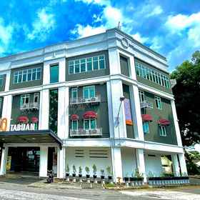 Exterior / Building 1 Soho Tabuan Hotel, SMK Tun Abang Haji Openg Hotels