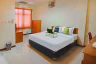 Bedroom Urbanview Hotel Bartu Moh Toha Bandung by RedDoorz