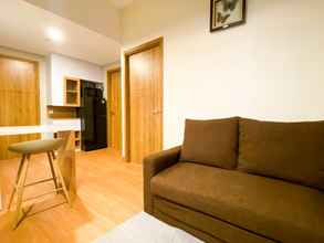 Common Space 4 Modern Look and Comfy 1BR Gateway Park LRT City Bekasi Apartment By Travelio