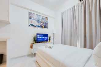 Bilik Tidur 4 Homey and Comfortable Studio at Sky House Alam Sutera Apartment By Travelio