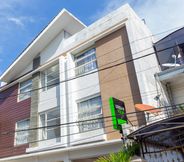 Exterior 7 Urbanview Erga Family Residence Syariah Surabaya by RedDoorz