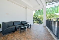 Others 7 RedDoorz Plus @ Grace Residence Surabaya