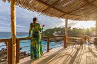 Bar, Kafe dan Lounge Blue Lagoon Avia Villas