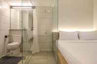 Toilet Kamar Teduh Simatupang