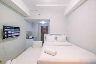 Phòng ngủ 4 Well and Minimalist Studio Transpark Juanda Bekasi Timur Apartment By Travelio