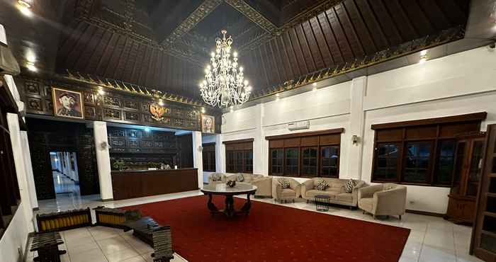 Lobby Sadinah Sahid by Meliala