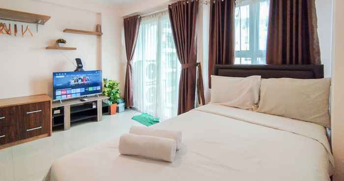 Bedroom Contemporary Style and Nice 1BR Apartment at Gateway Pasteur By Travelio