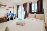 Bedroom Contemporary Style and Nice 1BR Apartment at Gateway Pasteur By Travelio