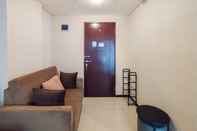 Ruang untuk Umum Contemporary Style and Nice 1BR Apartment at Gateway Pasteur By Travelio