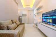 Lobby Modern Look and Comfort 1BR Menara Jakarta Kemayoran Apartment By Travelio
