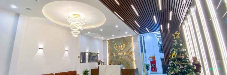 Lobi H&T Luxury Hotel