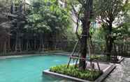 Kolam Renang 4 BTS Thonglor New Luxury 2 Bedrooms