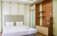 Kamar Tidur 2 Spacious and Cozy Studio The Edge Bandung Apartment By Travelio