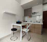 Common Space 5 The Modern and Chic 2BR at Apartment Pinewood By Travelio