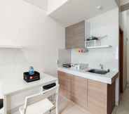 Common Space 6 The Modern and Chic 2BR at Apartment Pinewood By Travelio