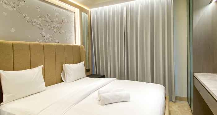 Bedroom Comfort and Good Deal Studio Gold Coast Apartment By Travelio