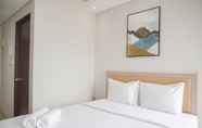 Phòng ngủ 3 Minimalist and Warm Studio Transpark Bintaro Apartment By Travelio