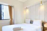 ห้องนอน Comfort and Cozy Living 3BR Meikarta Apartment By Travelio
