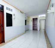 Lainnya 6 J&B Rooms Tomang Jakarta Mitra RedDoorz