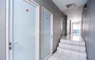 Others 5 J&B Rooms Pramuka Jakarta Mitra RedDoorz