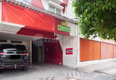 Luar Bangunan 4 J&B Rooms Pramuka Jakarta Mitra RedDoorz