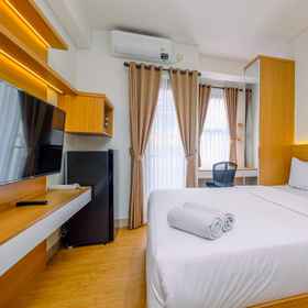 Bedroom 1 Comfort and Best Deal Studio Transpark Cibubur Apartment By Travelio, Cimanggis Hotels