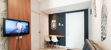 공용 공간 3 Stylish and Convenient 1BR Apartment Parahyangan Residence By Travelio