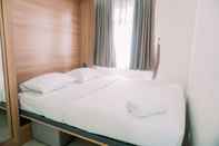 ห้องนอน Comfort and Best Deal 2BR Green Pramuka City Apartment By Travelio