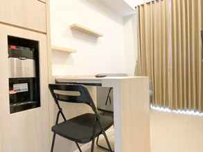 Ruang Umum 4 Modern Look and Calm 1BR Vasanta Innopark Apartment By Travelio