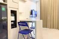 Sảnh chờ Comfort and Enjoy Studio Vasanta Innopark Apartment By Travelio