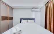 Bilik Tidur 2 Homey and Good Deal Studio Apartment Anwa Residence Bintaro By Travelio