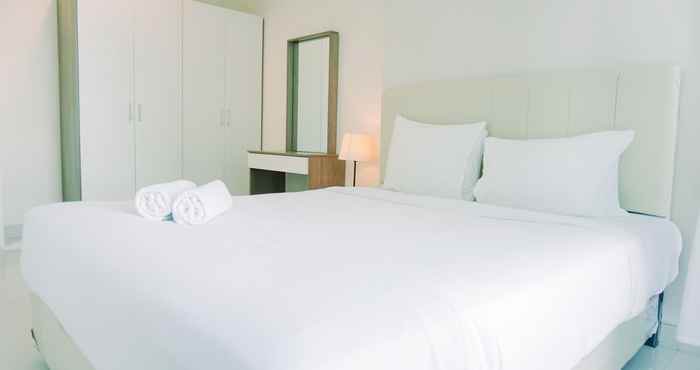 Bedroom Minimalist and Good Deal 1BR Brooklyn Alam Sutera Apartment By Travelio